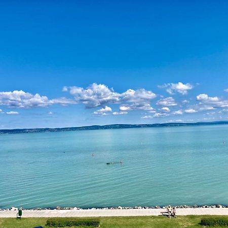 Balaton-Parti Luxus Lakas Appartement Siófok Buitenkant foto